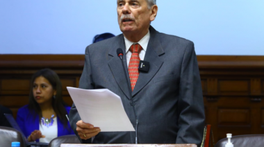 Rospigliosi acusa a la fiscal Delia Espinoza de desacatar ley sobre investigación policial