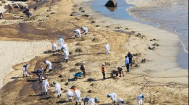 Emergencia Ambiental: Derrame de Petróleo Contamina Playas de Piura