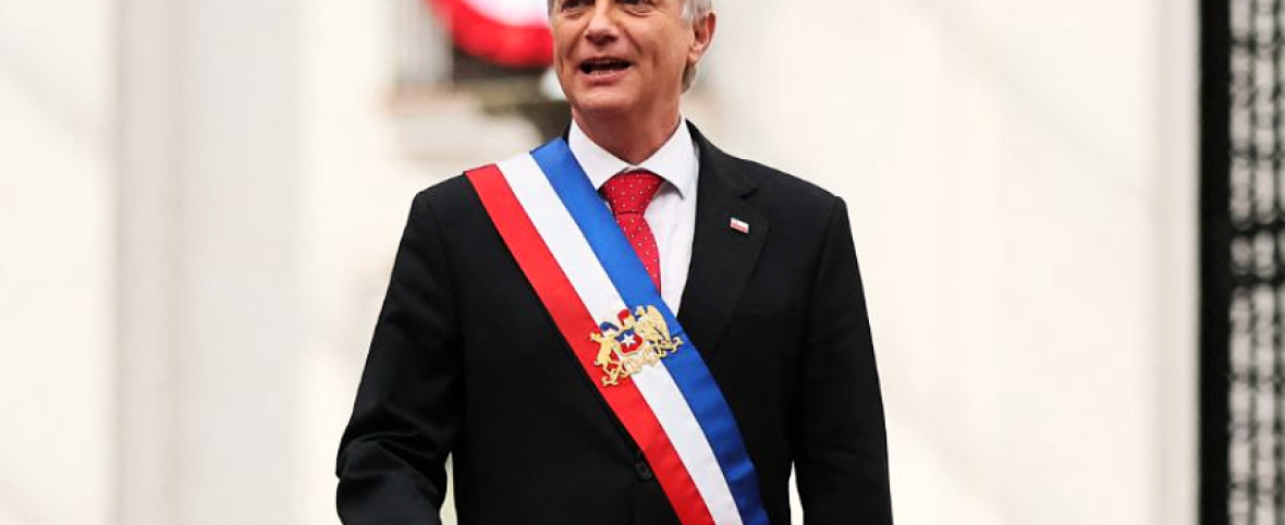 Kast ordena construir zanjas y barreras en la frontera con Perú para frenar migración irregular