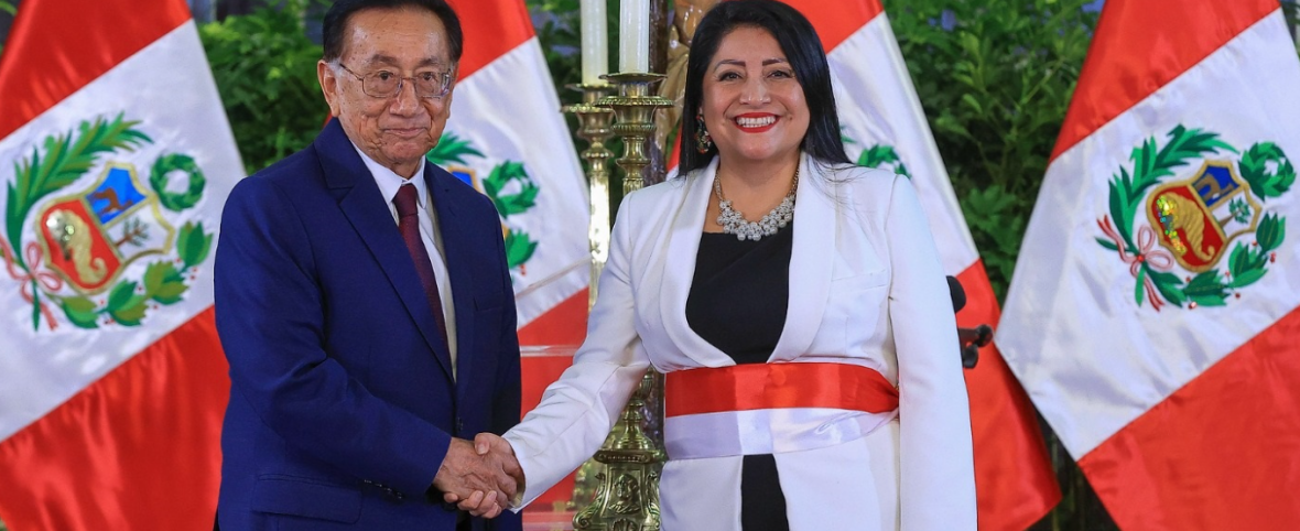 Balcázar defiende salida de Miralles: “Yo puedo cambiar a cualquier ministro”