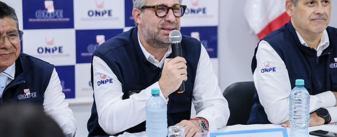 Bernardo Pachas asume jefatura interina de la ONPE tras renuncia de Piero Corvetto