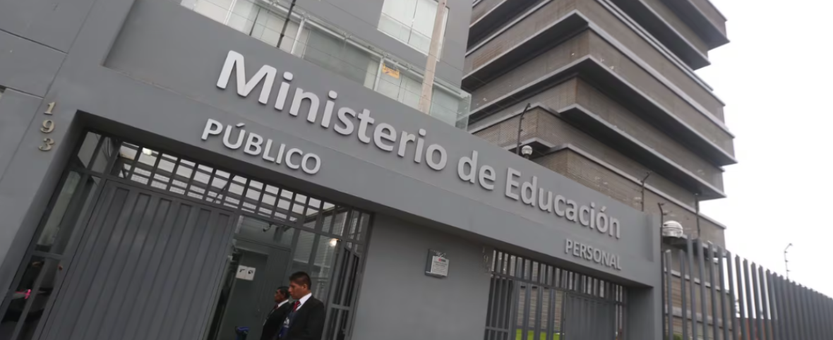 Proyecto del Minedu genera alarma entre miles de becarios