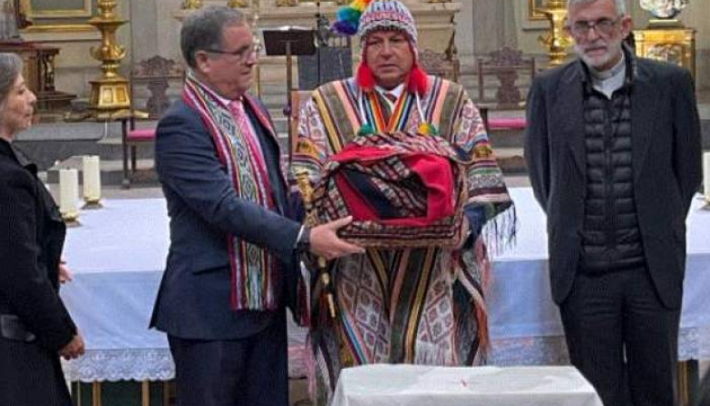El Regreso de Fernandito: Emoción y Controversia en Cusco