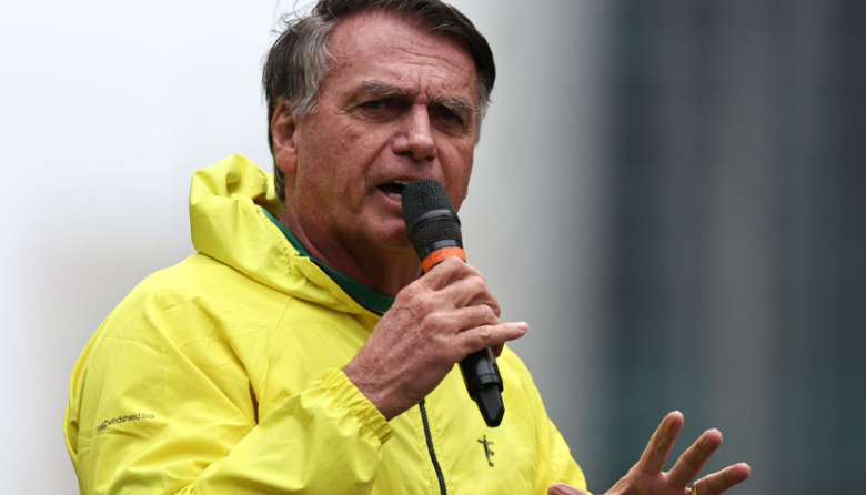 Jair Bolsonaro deja la UCI tras cirugía intestinal exitosa en Brasilia