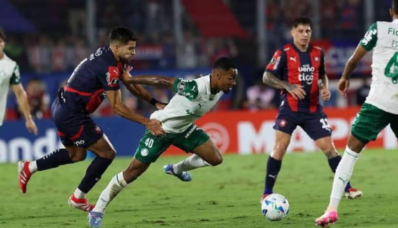 Palmeiras gana 0-2 a Cerro Porteño y se clasifica a octavos con puntaje perfecto en la Libertadores