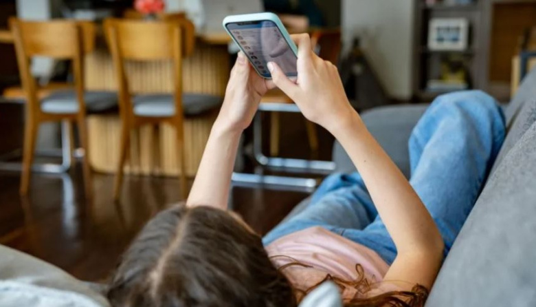 Australia obliga a Twitch a bloquear cuentas de menores de 16 años