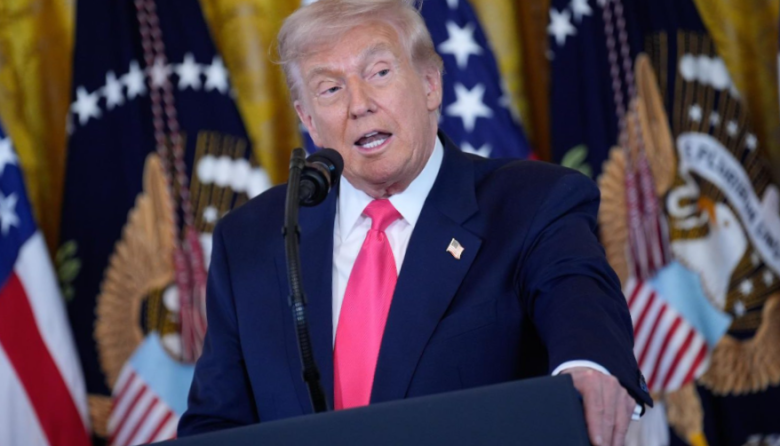 Trump suma indultos polémicos y reaviva críticas por uso político de la clemencia