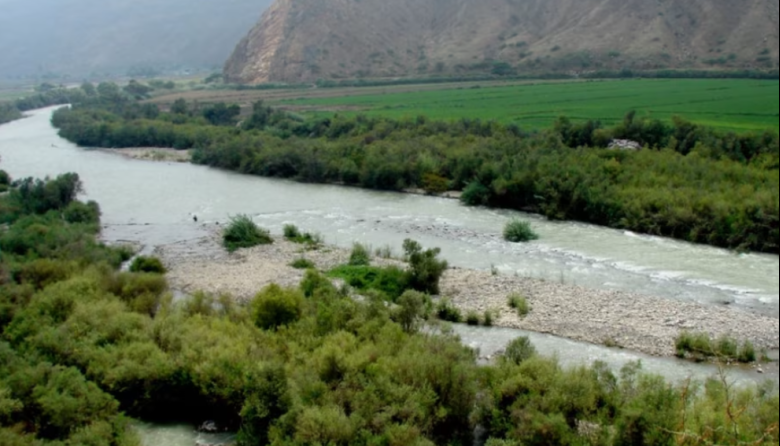 Río Chicama supera nivel rojo y pone en riesgo a 10 centros poblados en La Libertad