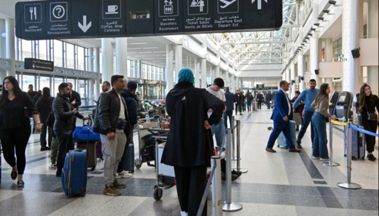 Guerra se agrava: bombardeos, aeropuertos cerrados y crisis energética tras muerte de líder iraní