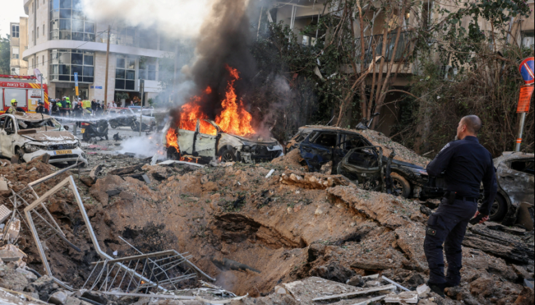 Gobierno autoriza evacuación de diplomáticos por crisis en Medio Oriente