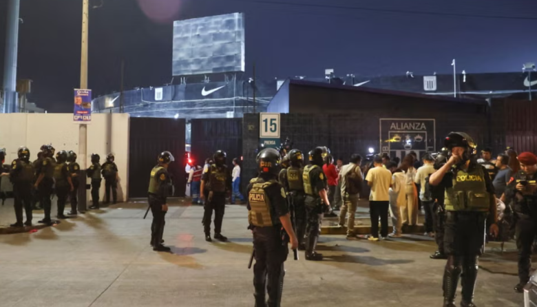 Avalancha en Matute: jugadores auxiliaron a hinchas en plena emergencia