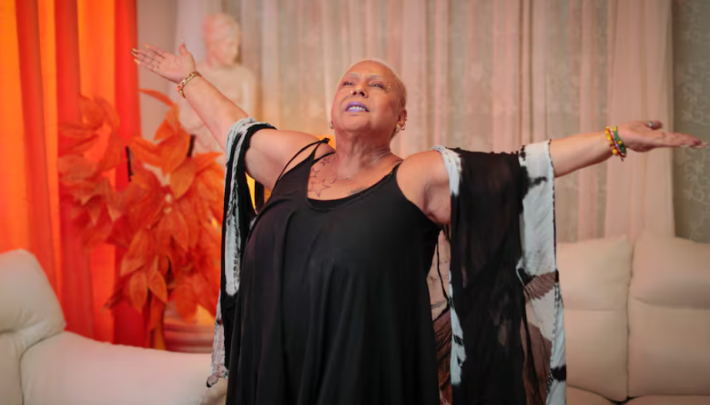 Lucía de la Cruz es dada de alta tras delicada hospitalización