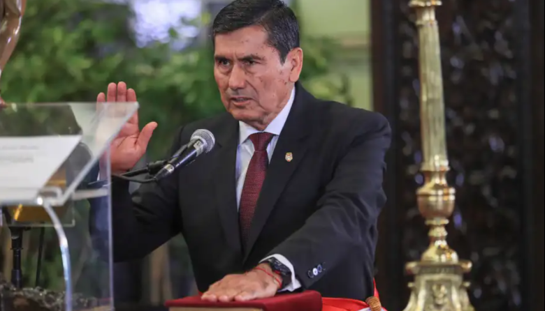 Gabinete de Luis Arroyo pedirá voto de confianza el 16 de abril ante el Congreso