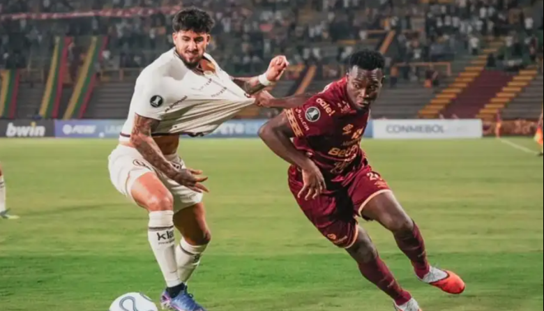 Universitario empata sin goles ante Tolima en debut de Copa Libertadores