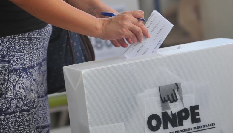 Recuento de votos en Perú: cuándo se aplica y por qué no es automático