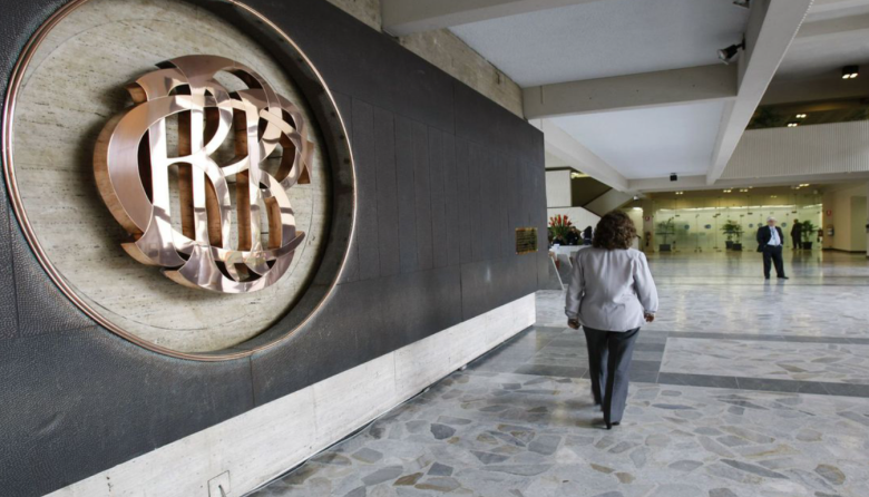 BCR advierte riesgos por expansión del crédito en booms de commodities