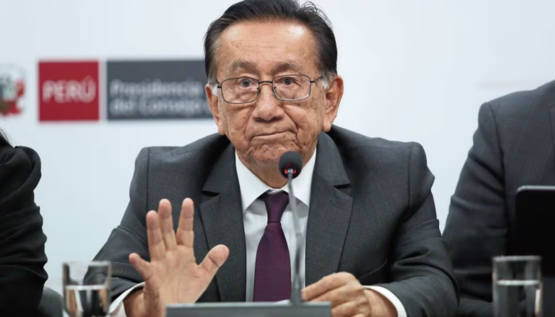 Balcázar posterga compra de F-16: decisión quedará para el próximo gobierno