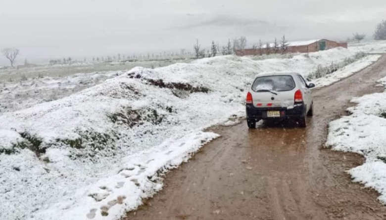 Nevadas y granizo golpearán diez regiones de la sierra peruana