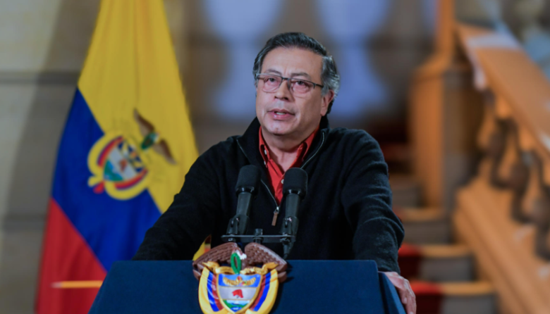 Petro bajo investigación por presuntas irregularidades en campaña electoral