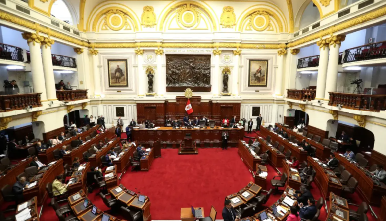Bancadas negocian poder político antes del estreno del Congreso