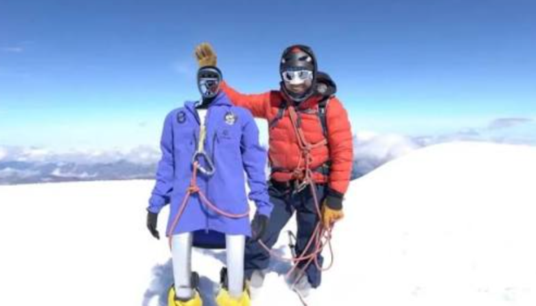 Robot humanoide conquista Chimborazo y rompe récord sobre los 6.000 metros