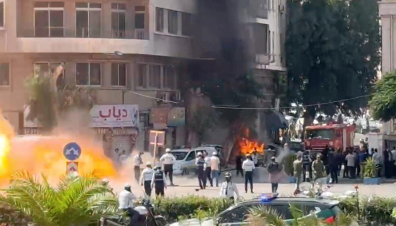Dos explosiones en Siria dejan heridos durante visita de Macron