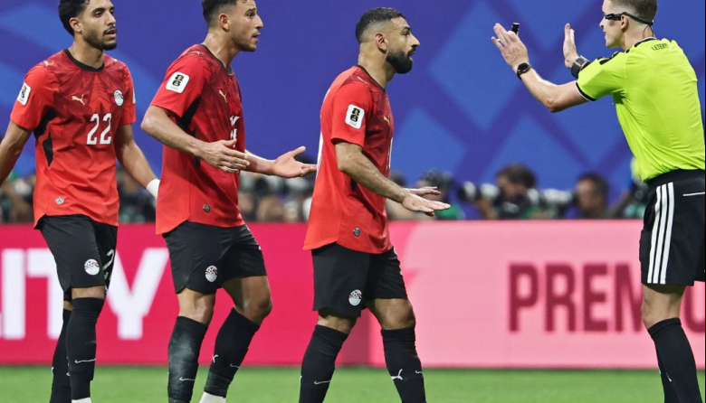 Egipto cuestiona al VAR tras polémica derrota frente Argentina