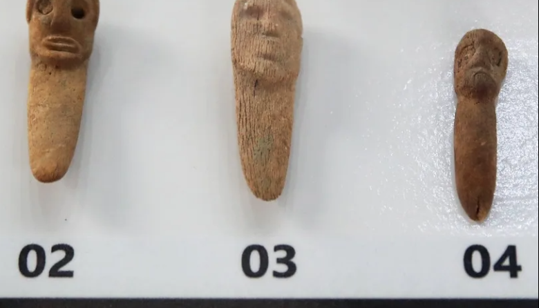 Descubren 43 figuras rituales de la civilización Caral en Peñico