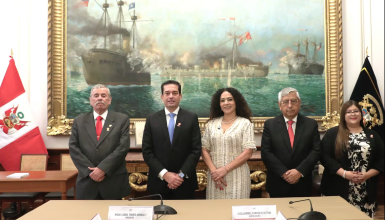 Congreso bicameral inicia transición con nuevas autoridades y desafíos