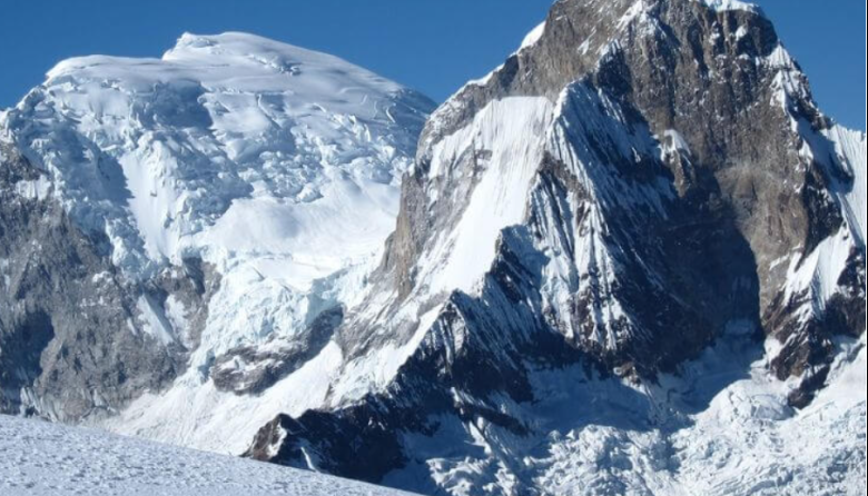 Hallan indicios de montañistas desaparecidos en nevado Huascarán