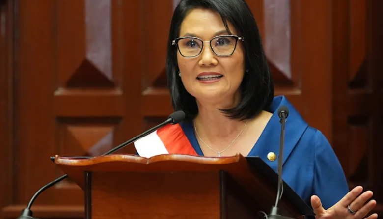 Keiko Fujimori anuncia despliegue militar para reforzar seguridad en calles y transporte