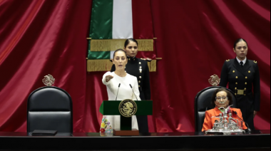 Claudia Sheinbaum asume como la primera presidenta de México y promete garantizar las libertades