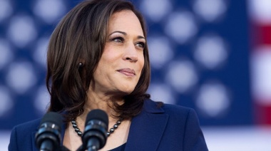 Kamala Harris advierte que el "desquiciado" Trump busca el poder absoluto