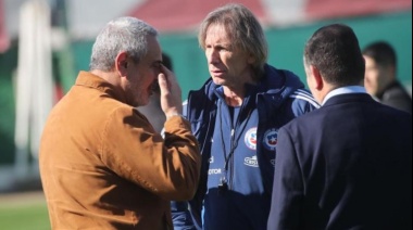 Presidente de la Federación Chilena no descarta salida de Ricardo Gareca tras dura derrota ante Colombia