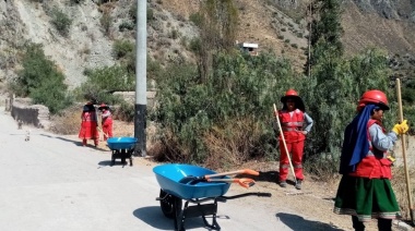 Siete centros poblados rurales de Arequipa recibirán mantenimiento de vías de acceso