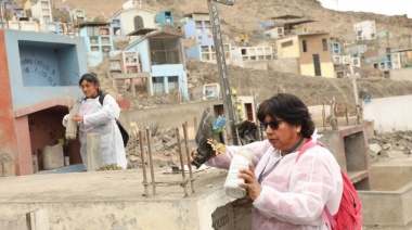 Día de Todos los Santos: Minsa Recomienda Usar Arena Húmeda en Floreros para Combatir el Dengue