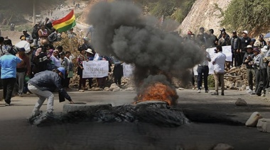 Bolivia sin diálogo: bloqueo de seguidores de Evo Morales suma cuatro semanas, pérdidas millonarias y tensión creciente