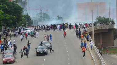 Nigeria libera a 119 manifestantes, incluidos menores, tras retirar cargos de traición