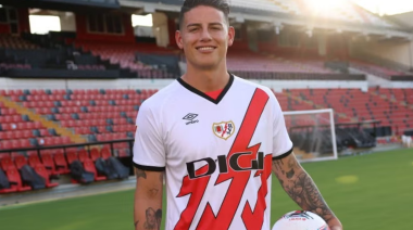 James Rodríguez Rescinde su Contrato con el Rayo Vallecano: ¿Boca Juniors o Racing en su Futuro?