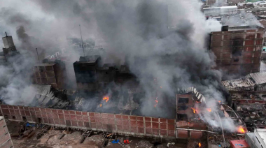 Incendio en Barrios Altos: Demolición de estructuras comienza este lunes