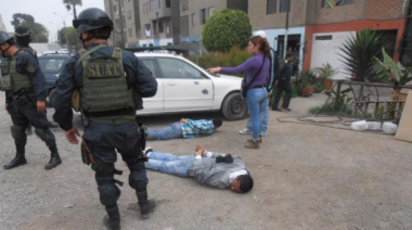 La Policía Nacional Desmantela “Búnker” Criminal en San Martín de Porres: 39 Detenidos y un Gran Hallazgo de Armas y Drogas