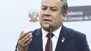 Crisis en el Ejecutivo: Premier Gustavo Adrianzén al borde de la censura tras negar secuestro de trabajadores en Pataz