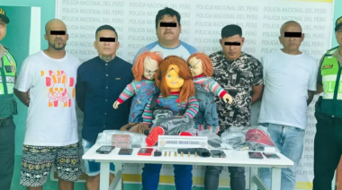 Cayó “Los Chuckys de Villa los Reyes”: banda usaba muñecos de terror para extorsionar a dueños de negocios en Ventanilla