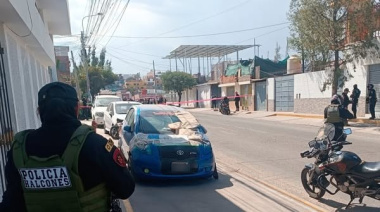 Ataque armado en Cerro Colorado deja dos muertos y varios heridos en plena vía pública