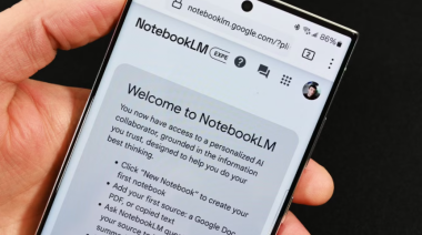 Google lanza resúmenes de audio en español y mapas mentales con IA en NotebookLM