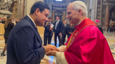 Gobernador de Lambayeque afirma que el papa León XIV “está más que animado” a visitar el Perú, pero viaje genera polémica