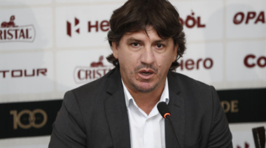 Jean Ferrari estalla por cierre del Monumental: “Nos arriesgamos a perder la final de la Copa Libertadores”