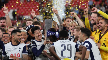 Tottenham vence al Manchester United y se corona campeón de la Liga Europa tras 41 años