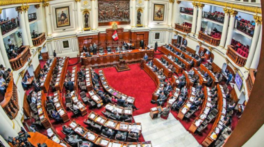 Congreso aprueba dictamen que permite a congresistas hacer campaña política con recursos públicos en Elecciones 2026