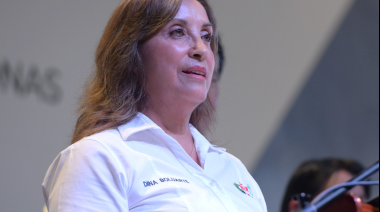 Denuncian a Dina Boluarte por “traición a la patria” tras firmar el Tratado de Alta Mar